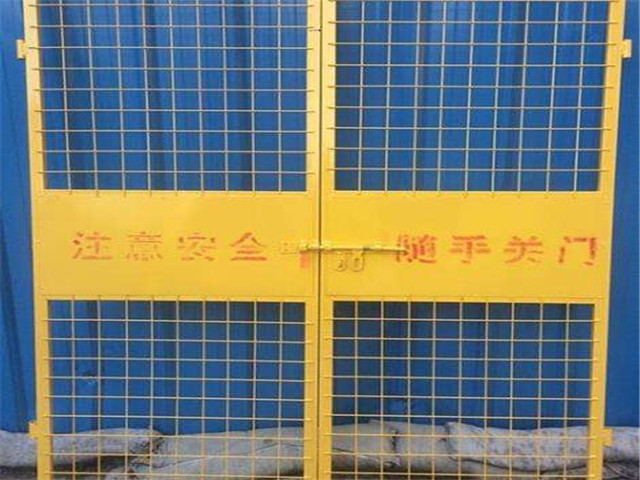 电梯门护栏图片3